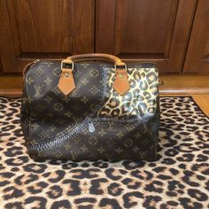 This Is A Vintage Louis Vuitton, Speedy Size 30 Authentic That I Had Hand Painted And Sealed. It Is Not A Product Of Louis Vuitton, Nor Endorsed By Louis Vuitton . I Had It Hand Painted And Sealed For Protection By A Contracted Artist. Louis Vuitton Painted Bags, Hand Painted Louis Vuitton Bags, Painted Louis Vuitton, Painted Bags, Pocket Books, Louis Vuitton Speedy 30, Speedy 30, Vintage Louis Vuitton, Louis Vuitton Speedy