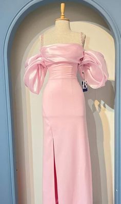 Event Dresses Classy, Chanel Shopper, Prom Dresses Off The Shoulder, Best Winter Outfits, Soiree Dress, Women Dresses Classy, Modest Dresses Casual, Pretty Prom Dresses, Causual Outfits