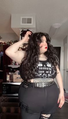 Plus size alt fashion Big Chested Outfits For Women Plus Size, Black Plus Size Baddie Outfits, Plus Size Long Hair, Plus Size Scene Outfits, Alt Style Plus Size, Punk Outfits Plus Size, Alt Goth Outfits Plus Size, Hot Goth Outfits Plus Size, Baddie Outfits Plus Size