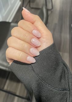 Short Nails Ideas Sparkle, Sparkly Round Nails, Bubble Bath With Glitter Nails, Nude Sparkle Nails Short, White Sparkly Dip Nails, Clear Glitter Dip Nails, Sheer Sparkly Nails