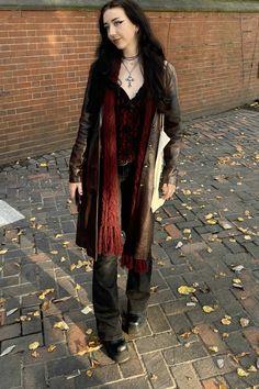 autumn/fall outfit <3 Woman Grunge Style, Layered Cold Weather Outfits, Shall Outfit Ideas, Ruffle Cardigan Outfit, Pumpkin Patch Outfit Goth, Olivia Crain Outfits, Whimsy Goth Winter Outfit, Warm Gothic Outfits, Casual Goth Outfits Fall