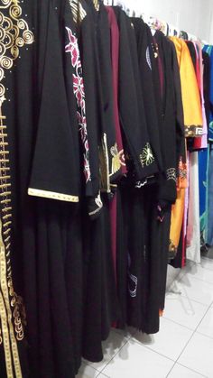 abaya model baru,model abaya batik kombinasi,baju syari,produsen abaya,gamis model terbaru tanah abang,www baju gamis,kerudung abaya,gamis sifon modern,foto abaya,busana muslim syahrini,abaya indonesia,gamis busana muslim,gambar baju hijab,gamis muslim tanah abang,jual abaya arab pesta,baju jilbab,model abaya hitam terbaru,model baju abaya renda syahrini,gamis arab terbaru,gambar gamis muslim Model Gamis Batik Kombinasi, Sari India