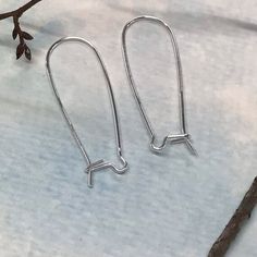 Long Kidney Ear Wires Listing is for 2 pair kidney earring components Sterling Silver 33.85mm x 12.25mm ~ 20 gauge Fancy Boxes, Silver Gift Wrap, Ear Hook, Silver Gifts, Gorgeous Earrings, Electronic Items, Ear Wires, Really Cool Stuff, Accessory Gift