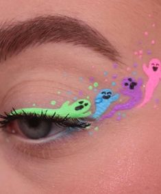 Fruit Makeup Looks, Easy Colorful Makeup, Extreme Make-up, Pelottava Halloween, Disney Pride, Halloweenský Makeup, Paint Makeup, Vibrant Makeup, Makeup Steps