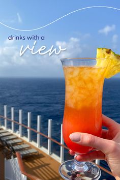 A hand holding a drink with a pineapple slice in front of the ocean horizon Cruise Photography, Fleet Of Ships, Travel Instagram Ideas, Cruise Pictures, Singapore Photos, Classic Martini, P&o Cruises, Cruise Outfits, Martini Cocktail