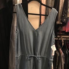 Brand New Tencel Romper Size Medium Summer Sleeveless Light Wash Jumpsuits And Rompers, Sleeveless Light Wash Jumpsuits And Rompers For Summer, Sleeveless Light Wash Summer Jumpsuits And Rompers, Casual Denim Jumpsuits And Rompers For Vacation, Casual Sleeveless Light Wash Jumpsuits And Rompers, Aqua Pants, Capri Jumpsuit, Denim Blue Cotton Non-stretch Jumpsuits And Rompers, Sleeveless Playsuit