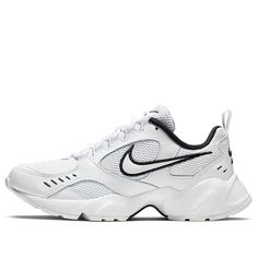 Nike Air Heights White Black Marathon Running Shoes/Sneakers Nike Air Heights, Nike Air Max 200, Air Max 200, White Nike Shoes, Dr Shoes, Shoe Ideas, Body Outfit, Marathon Running Shoes, Dad Shoes