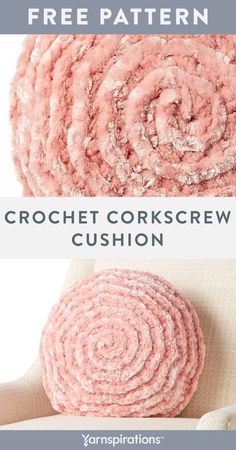 the crochet corscrew cushion pattern is shown in two different colors