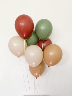 This Balloons item by OhhHowCharming has 16 favorites from Etsy shoppers. Ships from Naples, FL. Listed on Nov 12, 2024 Cozy Fall Birthday Party, Fall Bday Party, Earth Tone Baby Shower Ideas, Autumn Birthday Party Ideas, Earthy Party, Terracotta Party, Copper Party Decor, Fall Birthday Decor