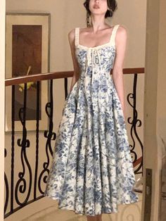 Dresses Summer Profile, Backless Prom Dress, Evening Midi Dress, Womens Boho Dresses, French Women Style, Female Clothes, Office Dresses For Women, Elegant Midi Dresses, Midi Dress Style