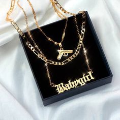 Baby Necklace, Necklace Set, Books Wattpad, Chain Necklace, Gold Necklace, Wattpad, Chain, Books, Gold