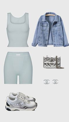 Chanel Sneakers, Friends Mom, Cute Simple Outfits, Teenage Fashion Outfits, Cute Fits, Swag Outfits, Lookbook Outfits