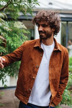 Dapper Gentleman, Men Stylish Dress, International Fashion, Stylish Men, Photo Poses, Suede Leather, Bomber Jacket, Leather Jacket, Paris