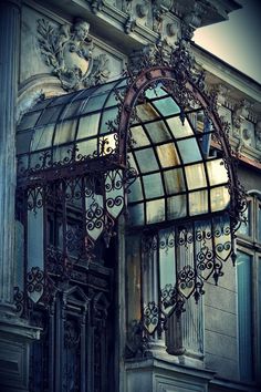 LOVE THIS!!!!   beautiful glass canopy with wrought iron detail. Architecture Art Nouveau, Art Nouveau Architecture, Unique Doors, Beautiful Doors, Boho Home, House Entrance, Beautiful Architecture, Beautiful Buildings, Stained Glass Windows