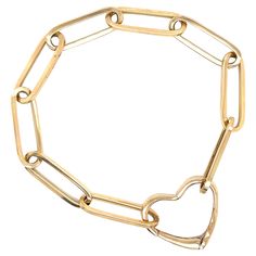 Gold Paperclip bracelet 7.5" long can be used for smaller wrist too by removing a link every link is 3/4 of an inch Heart Paperclip, Paperclip Bracelet, Modern Bracelets, Gold Link Bracelet, Antique Bracelets, Gold Link, Diamonds And Gold, Trombone, Gold Heart