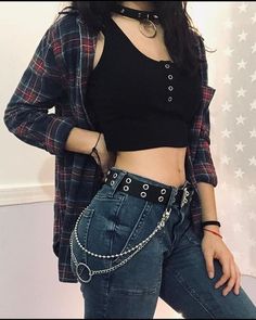 Pakaian Hipster, Look 80s, Hipster Outfits, Retro Mode, Swaggy Outfits, Alternative Outfits, Mode Inspo, Goth Outfits, Really Cute Outfits