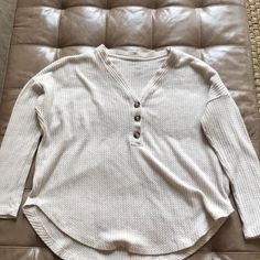 Never Worn, Beige Sweater, Super Soft Fabric. Adorable Cozy Spring Tops With Button Closure, Oversized Cream Top With Button Closure, Beige Waffle Knit Long Sleeve Top, Beige Long Sleeve Waffle Knit Top, Oversized Beige Buttoned Top, Casual Cotton Sweater With 3/4 Sleeves, Oversized Buttoned Tops For Loungewear, Cream Waffle Knit Long Sleeve Top, Cream Long Sleeve Tops With Buttons