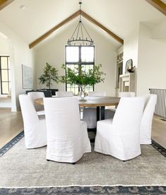 The Craig Dining Chair is featured in a gorgeous white linen slip cover in a Belgian wrinkle.  Size: 19w x 23d x 35h Seat Height: 20h Pure Salt Interiors, Transitional Dining Room, Pure Salt, Interior Minimalista, Rooms Ideas, Dining Chair Slipcovers, Dining Nook, Dining Room Inspiration, Oak Dining Table