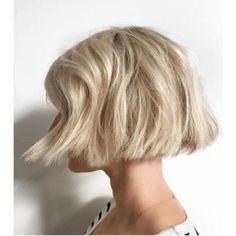 Short Bob Blonde, Micro Bob, Very Short Bob, Pixie Haircut Fine Hair, Long Hair Cut Short, Bob Blonde, Fall Hair Color Trends, Beach Wave Hair, Creamy Blonde