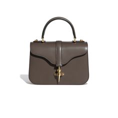 With its elegant cut, natural leather and iconic clasp, the Diane bag pays homage to the hunting goddess. Just like her, it celebrates powerful yet natural femininity. Carried on the arm or over the shoulder thanks to its shoulder strap, it gives the woman who owns it a distinguished air.


Dimensions: W: 20cm X H: 14cm X D: 8cm (7.8 x 5.5 x 3.1 inches)


Made in France Luxury Elegant Saddle Bag With Gunmetal Hardware, Elegant Black Saddle Bag With Gold-tone Hardware, Luxury Black Saddle Bag With Silver-tone Hardware, Leather Saddle Bag With Gunmetal Hardware, Crossbody, Black Saffiano Leather Shoulder Bag With Gold-tone Hardware, Vegetable Leather, Leather Messenger Bag, Iconic Bags, Essential Bag