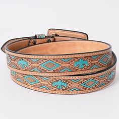 American Darling presents this meticulously hand-tooled Thunderbird belt. Carved and antiqued by skilled artisans, this belt showcases exceptional craftsmanship. Crafted from the finest Vegetable Tanned American Genuine Cowhide Leather, it embodies quality, style, and heritage. The 1.5" belt is furnished with a removable high-quality matching hand-tooled leather-covered buckle, showcasing exceptional craftsmanship and attention to detail. Ladies Approximate Size Scale : 1.5" wide S (30"-32") ,M Leather Tool Belt, Custom Leather Belts, Leather Patterns, Tooled Leather Belts, Leather Craft Patterns, Cowboy Belt, Custom Belt, Belt Leather, Belt Design