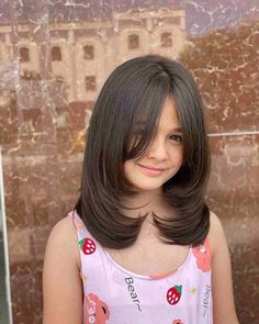 Easy Holiday Hairstyles [with Tutorials] Hair Cut Pic, Kids Girl Haircuts, Childrens Haircuts, Cut Pic, Kids Cuts, Cute Haircuts, Girl Haircut, Kids Hair Cuts