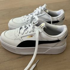 Brand New Never Worn Platform Puma Sneakers White Puma Skate Shoes With Round Toe, White Puma Logo Skate Shoes With Round Toe, Platform Puma Sneakers, Platform Puma, Puma Women Shoes, Puma Sneakers Black, Women Platform Sneakers, Metallic Sneakers, Puma White