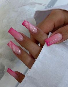 faux ongles dégradé rose Ballet Nails, Her Nails, Acrylic Nails Coffin Pink, Acrylic Nails Coffin Short, Pink Acrylic Nails, Nail Arts