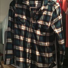 Extremely Soft Flannel. Nwot. Never Been Worn Soft Flannel, American Eagle Outfitters, Button Downs, American Eagle, Button Down Shirt, Womens Tops, Women Shopping, Black, Color