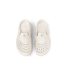 LOUIS VUITTON® - Lv Shark Clog - White Louis Vuitton Gifts, Louis Vuitton Official Website, Trunk Bag, Spring Sandals, Circle Logo, Leather Denim, Shoe Boot Sandals, Classic Bags, Louis Vuitton Official