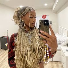 Blonde French Curls, Lauren Ash, Exclusive Club, Gemini Season