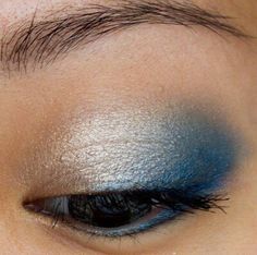 Blue shiny Blue And Silver Makeup Looks, Silver Eyeshadow Looks, Eyeliner For Almond Eyes, Wedding Makeup Blue, Fashion Show Makeup, Dramatic Wedding Makeup, Natural Eye Makeup Tutorial, Wedding Eyes, Silver Eyeshadow