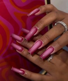 Dipped Nails Ideas Pink, Dark Pink Acrylics, Pink Birthday Nails Square, Fuchsia Nails Acrylic, Magenta Nails Acrylic, Magenta Acrylic Nails, Fushia Nail Color, Berry Pink Nails, Magenta Pink Nails