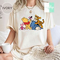 Winnie The Pooh Shirt Ideas, Pooh Shirt, Oversized Shirt Outfit, Winnie The Pooh Shirt, Disney Bounding, Disney Ideas, Disney Inspired Outfits, Cartoon Shirts, Girl Things