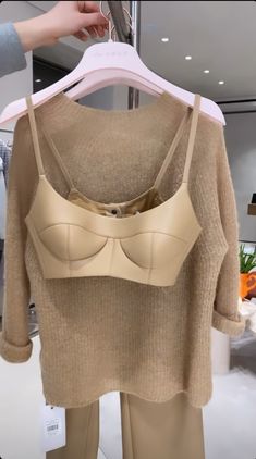 Luxury Clothing Brands, Corset Pattern, Clueless Outfits, Corset Fashion, فستان سهرة, Fashion Sewing, Fashion Tops, Diy Fashion, Diy Clothes