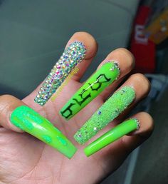 Neon Green Nails, Green Acrylic Nails, Green Nail Designs, Drip Nails, Green Nail, Glow Nails, Exotic Nails, July Nails, Nails Only