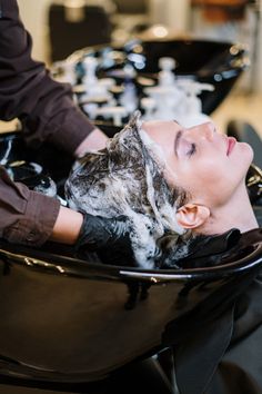 Did you know we have a stylist affiliate program for hair stylists and salon owners?! Get access to educational courses, NuMe hair tools and even get paid for your content! Head to our Instagram to learn more! Shampoo For Dry Scalp, Best Hairdresser, Hair Mask For Growth, Best Shampoos, Washing Hair, Hair Care Routine, Hair Care Tips, Hair Shampoo