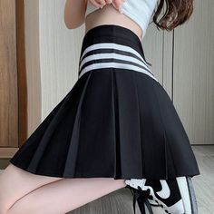 High Waist Casual Pleated Skirt - Black / S Kawaii Swimsuit, Dark Academia Clothing, Anime Lingerie, Aesthetic Dark Academia, Kawaii Dress, Maid Dress, Summer Dress Outfits, Princess Style, Lolita Fashion