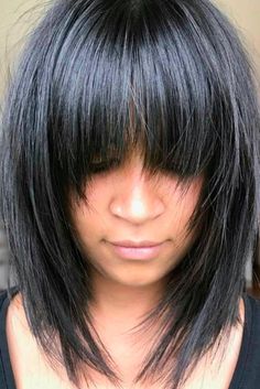 Full Fringe Hairstyles, Haircuts Trendy, Medium Layered Haircuts, Medium Layered, Fringe Hairstyles, Shag Haircut, Short Hair Color, Haircuts With Bangs, Medium Hair Cuts