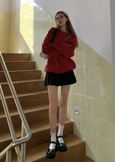 Pop Of Red Outfit, Mary Jane Shoes Outfit, Mode Ulzzang, Rok Mini, Aesthetic Outfit Ideas, Jane Shoes