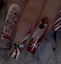 Medium Length Christmas Nails Acrylic, Christmas Bling Nails Rhinestones, Ginger Bread Nails Design, Rhinestone Christmas Nails, Christmas Nail Designs 2023, Black Christmas Nails Winter, Christmas Nails Bling, Christmas Bling Nails, Crazy Christmas Nails