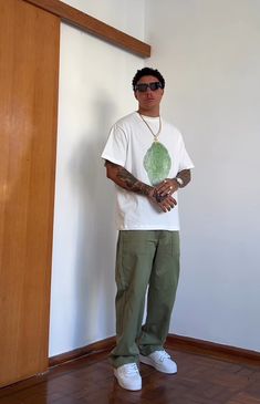 Green Dress Outfit Men, Graphic T Outfit Men, Men Outfit With Green Pants, Chinos Wedding Outfit, Men’s Vacation Fits, Mens Set Outfit, Men Ibiza Outfit, Outfit For Concert Men, Street Men Outfits