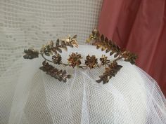 "Vintage golden, somehow blackend german myrtle Tiara. These were worn on a golden wedding aniversary , but would look great on a modern bride too. They are very nice for \"something old\" for a bride. A very nice vintage wedding accessiory. Scale is in cm. Shipping time might be ca 2-4 working days within Germany Ca 5-14 working days within Europe Ca 14 days - 6 weeks to rest of the world" Tiara Wedding, Crown Vintage, Golden Wedding, Bridal Crown, Wedding Crown, Wedding Tiara, Something Old, Modern Bride, Vintage Wedding