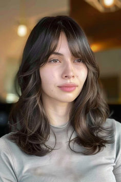 Have You Seen The Kitty Cut Hairstyle Trend? If Not, Here Are 25 Perfect Examples Curtain Bangs Example, Soft Layers And Curtain Bangs, Soft Haircut, Kitty Cut Hair, Long Bob Bangs, Layered Long Bob, Layers And Curtain Bangs