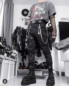 Grunge Aesthetics, Punk Style Outfits, Streetwear For Men, Aesthetic Grunge Outfit, Aesthetic Streetwear, In The Darkness