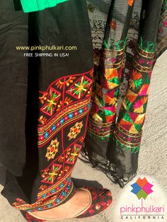 How To Style Phulkari Dupatta, Black Phulkari Dupatta, Styling Phulkari Dupatta, Phulkari Bagh Embroidery, Punjabi Dupatta Phulkari, Embroidered Friendship Bracelet, Friendship Bracelets