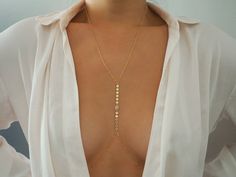 Latina Jewelry, Gold Body Chain, Gold Topaz, Gold Bodies, Belly Chain, Halter Tops, Body Chain Jewelry, Chain Gold, Body Jewellery