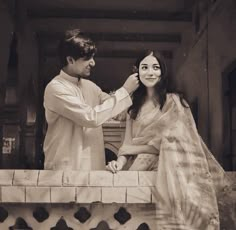 Old School Romance Aesthetic Indian, Shy Couple Poses Aesthetic, Indian Love Aesthetic, Couple Poses Cute, Indian Love, South Asian Aesthetic, Desi Love, Wedding Photoshoot Props