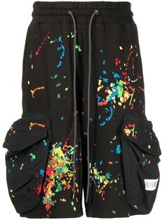 black/multicolour cotton paint splatter detail two side cargo pockets logo patch to the front elasticated drawstring waistband two side slash pockets straight leg Cotton Painting, Bermuda Cargo, Paint Splatter, Drawstring Waistband, Cargo Shorts, Short Outfits, Size Clothing, Patch Logo, Fashion Branding