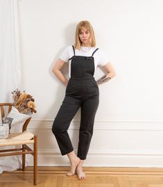 The Knot Overalls are our latest version of our flattering overalls collection! Made from stretch... Black Overalls, Long Jumpsuits, Black Stretch, The Knot, Stretch Cotton, Cotton Twill, Snug Fit, Side Zipper, Stretch Fabric